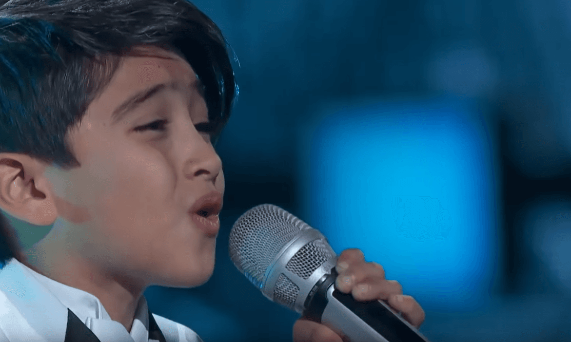 "Yo no sé qué traía ese día, si andaba sensible o qué. Yo estaba tranquilo y, de repente, Kenneth empezó a cantar un tema de Ricardo Montaner ('Será) y con su carita me fue atrapando", señaló Albertano.