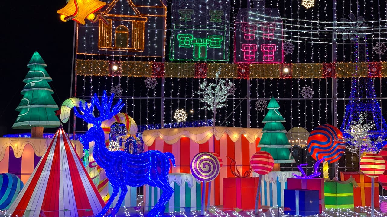 Magical Winter Lights es el festival espectacular de luces más grande de Estados Unidos y se presenta en La Marque, Texas en el condado Galveston.