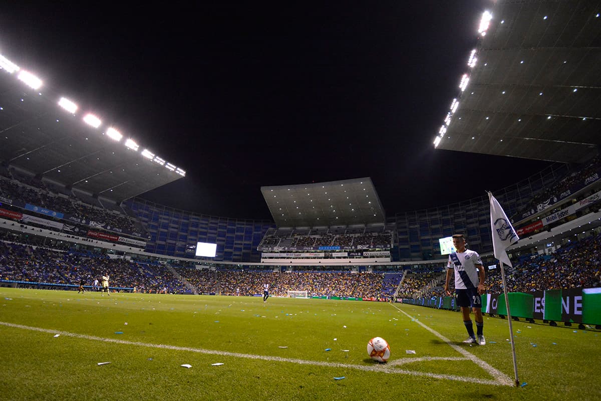 En el Estadio Cuahutémoc se disputó el juego con muy buena presencia de público.