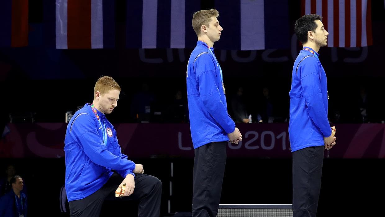 Atletas protestan en podio de Juegos Panamericanos