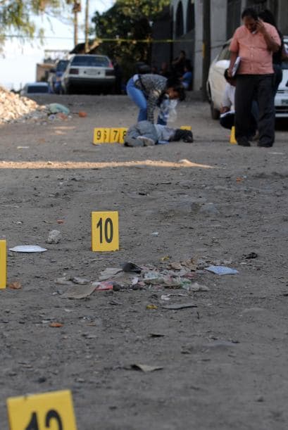 En la Administración de Lobo "se registró la muerte violenta de 20,010 personas, es decir un promedio de 572 mensuales o alrededor de 19 víctimas diarias o una cada 76 minutos", detalla el informe del organismo.