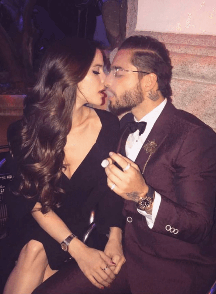 Y por último, una pareja recientemente confirmada:
<b><a href="https://www.univision.com/temas/maluma">Maluma</a></b> y
<b>Natália Barulích</b>.