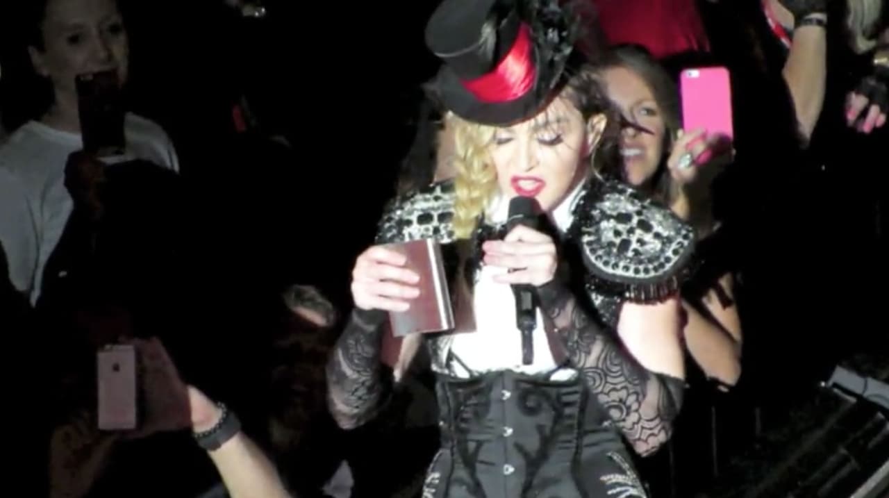 Madonna sacó las garras, se fue contra sus enemigos diciendo que ella jamás había actuado borracha ni drogada,