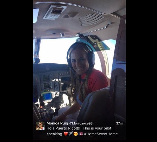 La tenista llegó a suelo boricua donde fue recibida en un evento protocolar en el Salón de los Gobernadores