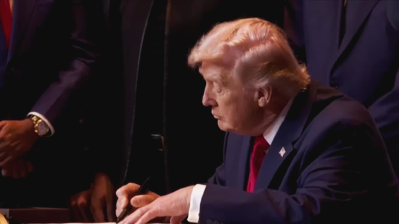 Remesas a Latinoamérica podrían verse afectadas por orden ejecutiva firmada de Trump