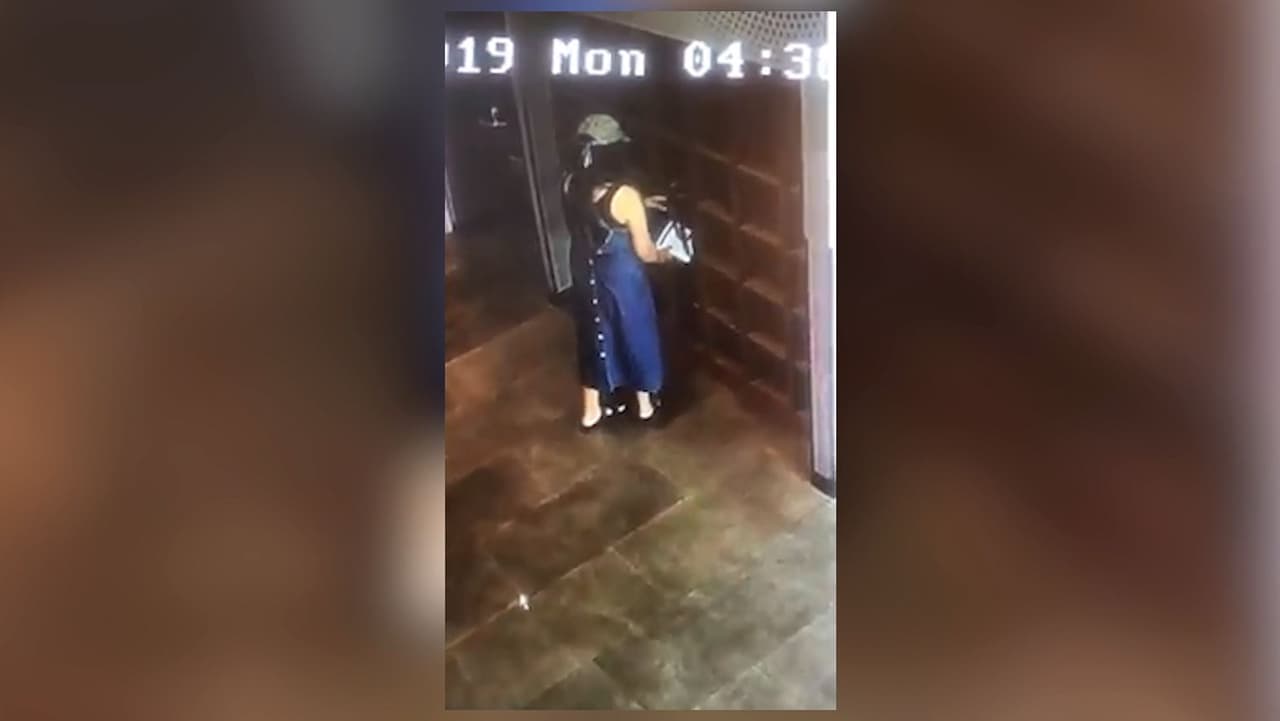 En video: la Policía de Santa Rosa busca a esta ladrona de bolsos y tarjetas de crédito