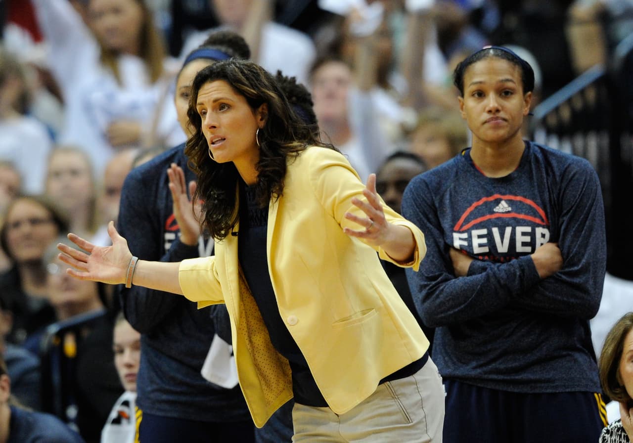 Las dificultades que enfrentan entrenadoras homosexuales en equipos universitarios