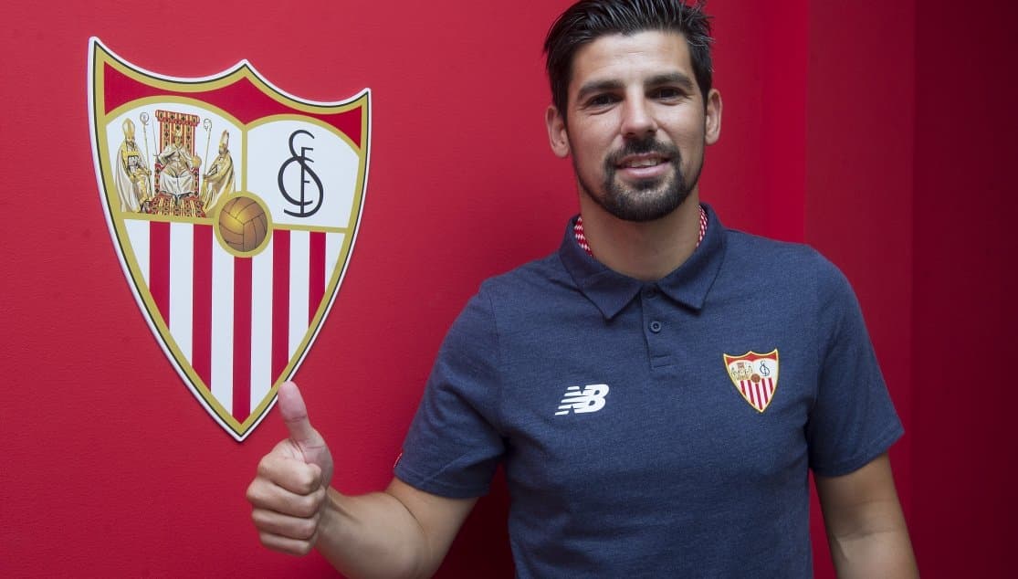 Sevilla se sigue nutriendo: Nolito firma por tres temporadas