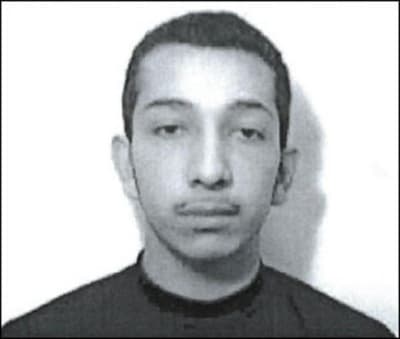 <h3 class="cms-H3-H3">Edwardo Welchez Marroquín</h3>
<br>
<br>A sus 43 años, este fugitivo es buscado por ser el principal sospechoso del asesinato de un hombre en Skippack, Pensilvania el 12 de febrero de 2007, cuyo cuerpo fue hallado un mes después lleno de heridas de arma blanca y cuchilladas. 
<br>
<br>La agencia, que ofrece una recompensa de hasta 5,000 dólares por información que lleve a su captura, cree que Welchez pudo haber estado en México antes de viajar a Honduras o Guatemala. 
<br>
<br>
<br>