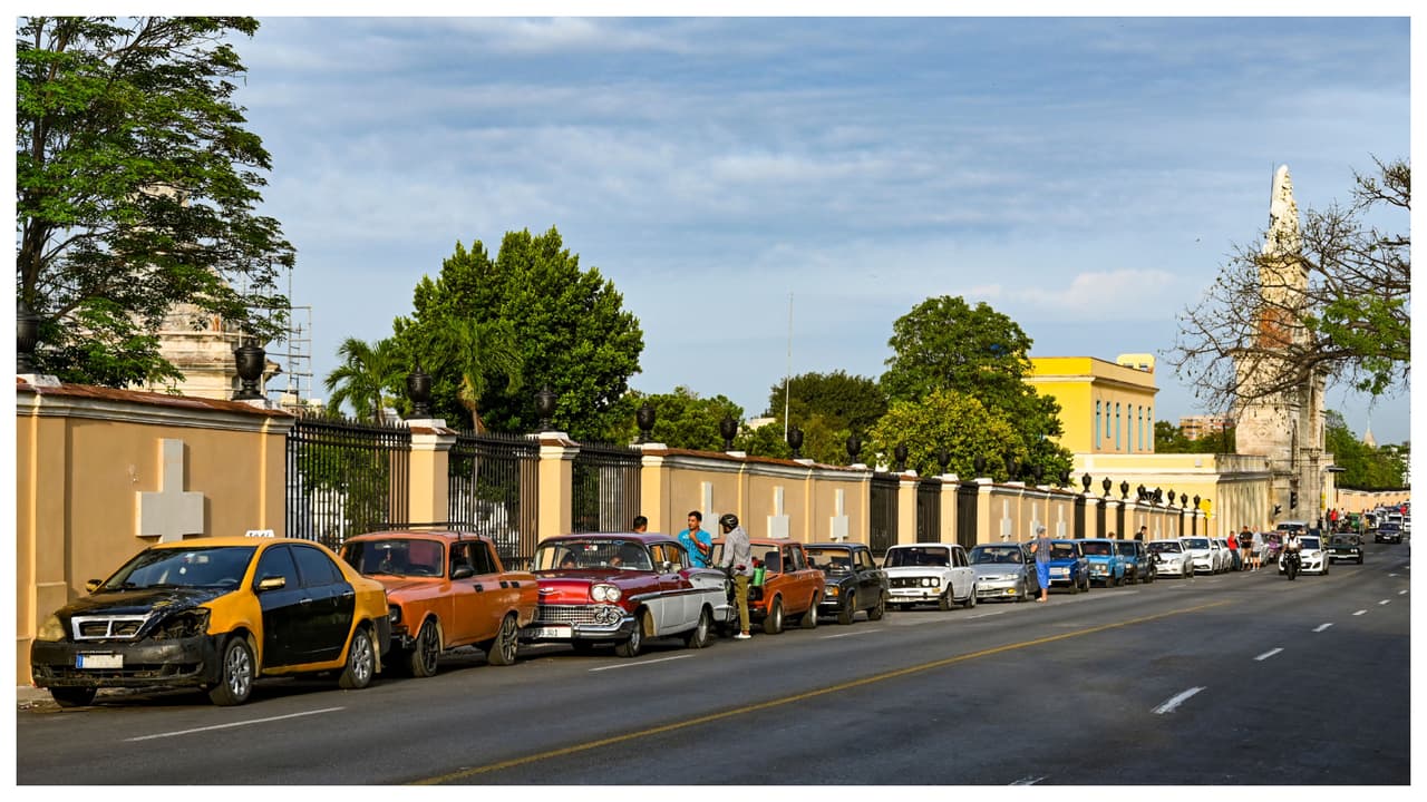 Permiten envío de autos y tractores desde Miami a cuentapropistas en Cuba
