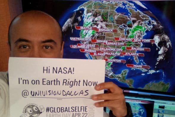 Y desde Univision Dallas esta #GlobalSelfie.