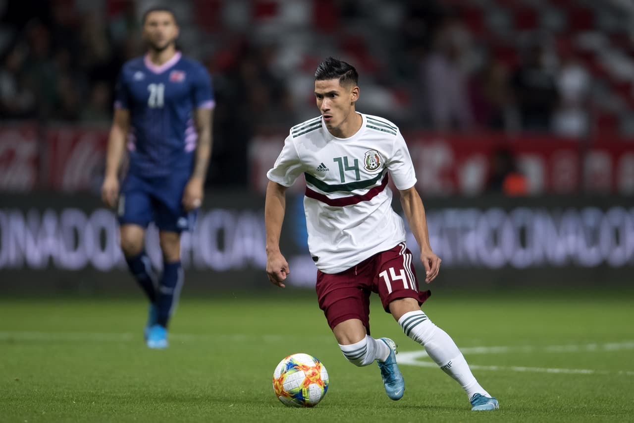 Uriel Antuna ya está en Guadalajara para firmar con Chivas