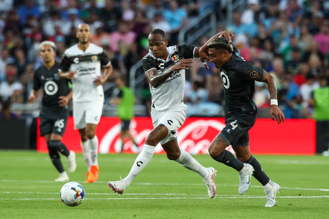 Con goles de Vela y Ruidíaz, las estrellas de MLS vencieron por segundo año consecutivo al equipo de estrellas de la Liga MX que se cansó de fallar a lo largo de los 90 minutos en gran partido en Minnesota.