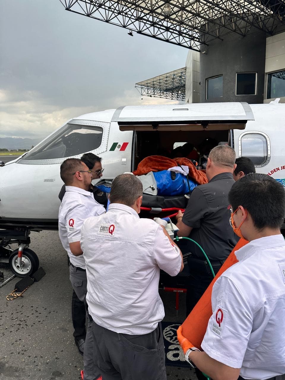 La Fiscalía capitalina, encabezada por 
<b>Bertha Alcalde Luján</b>, señaló que la pipa viajaba a 
<b>exceso de velocidad</b> en un carril no adecuado.
<br>