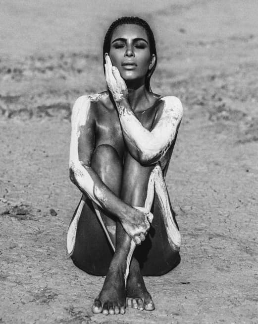 Esta fue una de las sesiones más recientes que ha hecho y en la que aparece desnuda.