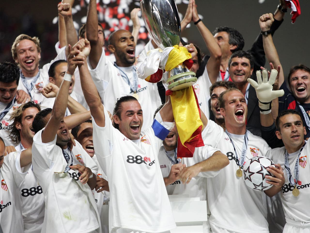 Quienes regresaron a casa con el trofeo europeo, dando la sorpresa ante el poderoso equipo blaugrana.