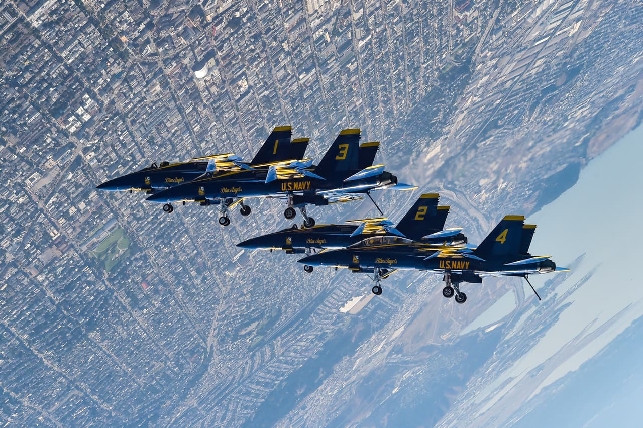 El escuadrón de los 'Ángeles azules' fue formado en 1946 tras finalizar la Segunda Guerra Mundial y fue el primer equipo de acrobacias aéreas de la Marina de EEUU.