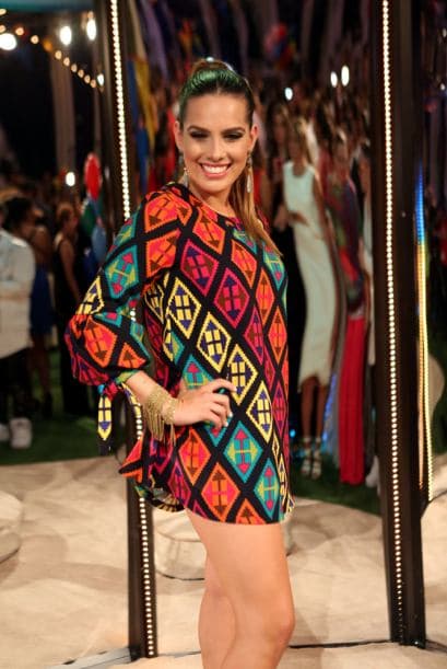 Estas mujeres nos dejaron con la boca abierta en esta alfombra de Premios Juventud 2014. Los vestidos cortos y hasta largos estuvieron a la orden del día.