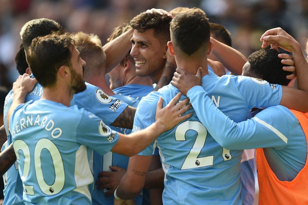 Con doblete de Ferrá Torres y goles de Ilkay Gundigan, Gabriel Jesus y Rodri, el Manchester City golea 5-0 al Arsenal y los mantiene al fondo de la tabla con cero puntos.
