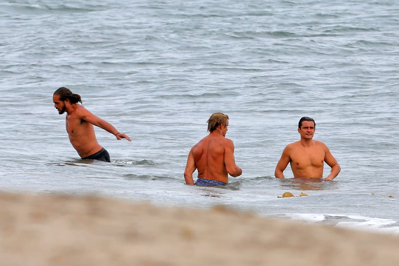 Todos se metieron juntos.