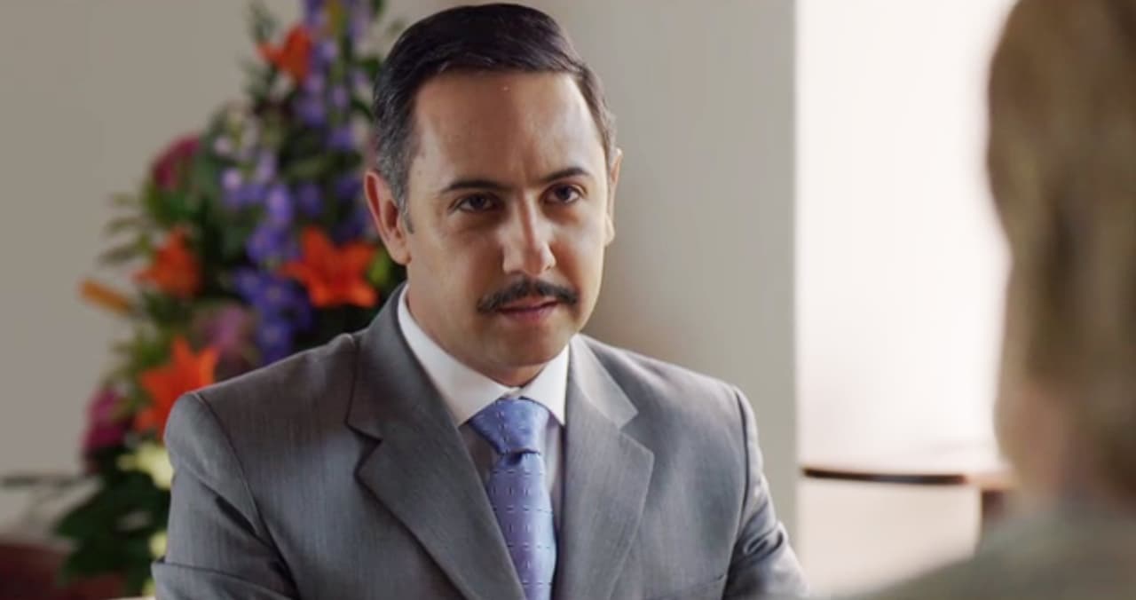 Don Sol no dudó ni un momento para acercarse a la primera dama e hizo una cita con ella.