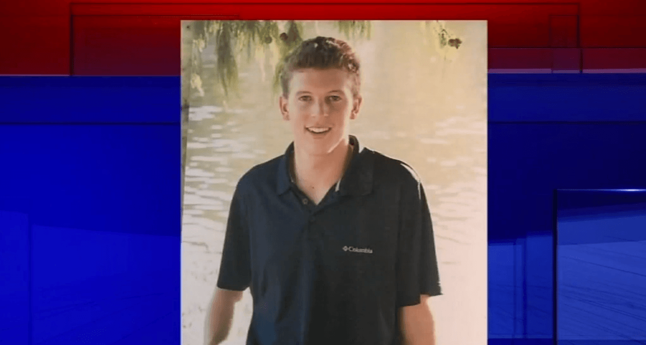 Hallan muerto a un estudiante después de participar en un ritual de iniciación de una fraternidad en Texas