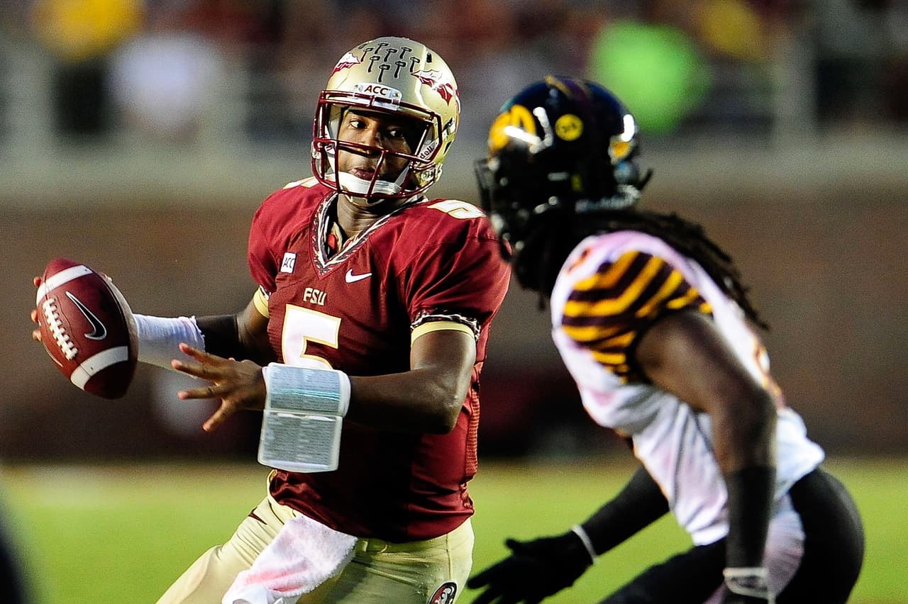 Demostrando la importancia de los eventos locales, el Citrus Bowl también aloja el Clásico de Florida que se juega entre los Wildcats de la universidad Bethune-Cookman y los Rattlers de la universidad Florida Agricultural and Mechanical University.