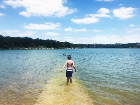 Condado Travis cerrará todos sus parques durante el fin de semana de 4 de julio 