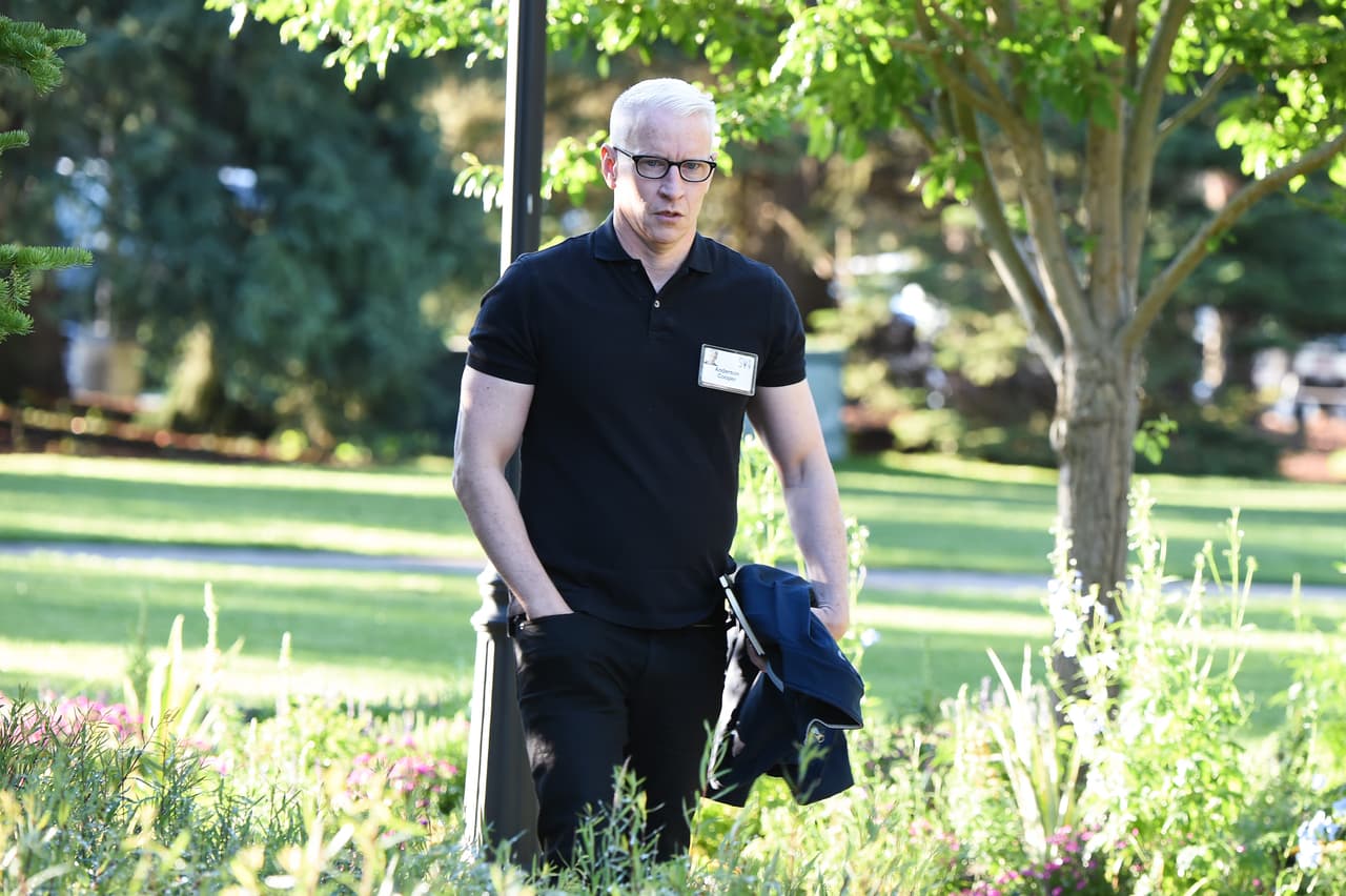 Desde que su mamá falleció el año pasado, Anderson Cooper había expresado públicamente que se sentía muy solo.