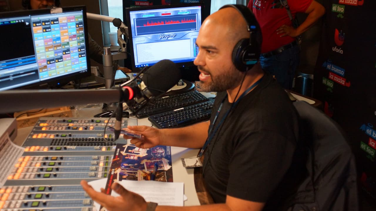 Así fue la divertida entrevistas de 'El Bueno, La Mala y El Feo' con Bronco.