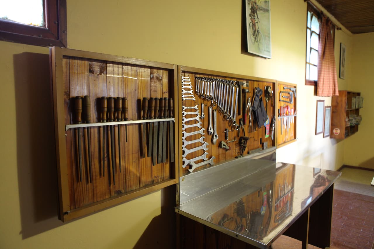 Por varios años diseñó y fabricó allí casas rodantes...