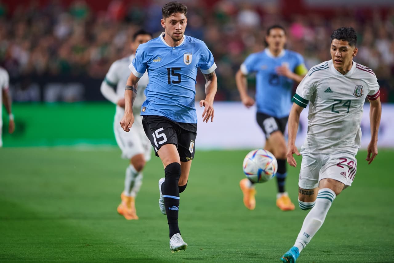 La selección mexicana tuvo uno de sus partidos más oscuros en la era del ‘Tata’ Martino y con doble de Edinson Cavani, Uruguay le pasó por encima a un Tri, que generó dudas, incertidumbre y preocupación a menos de 6 meses de Qatar 2022.