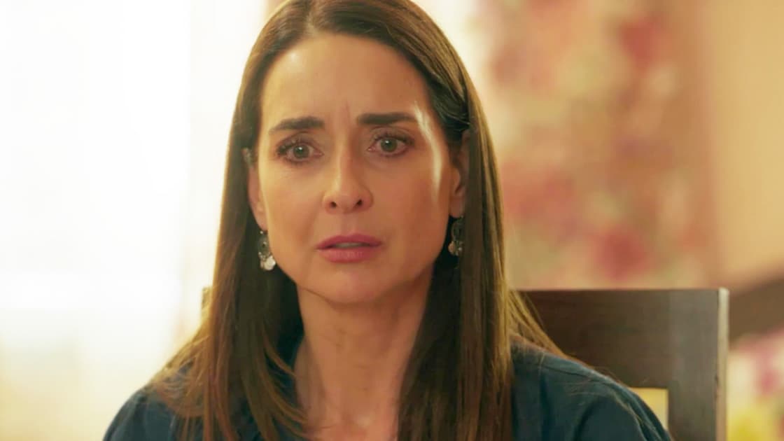 Aitana sigue los pasos de Belinda para encontrar a su hija | Mi Verdad Oculta | Capítulo 37