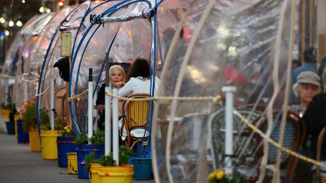 Restaurantes al aire libre pueden haber llegado para quedarse en Nueva York