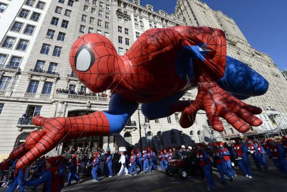 Celebran el famoso desfile de Thanksgiving Celebran el famoso desfile de Thanksgiving Celebran el famoso desfile de Thanksgiving