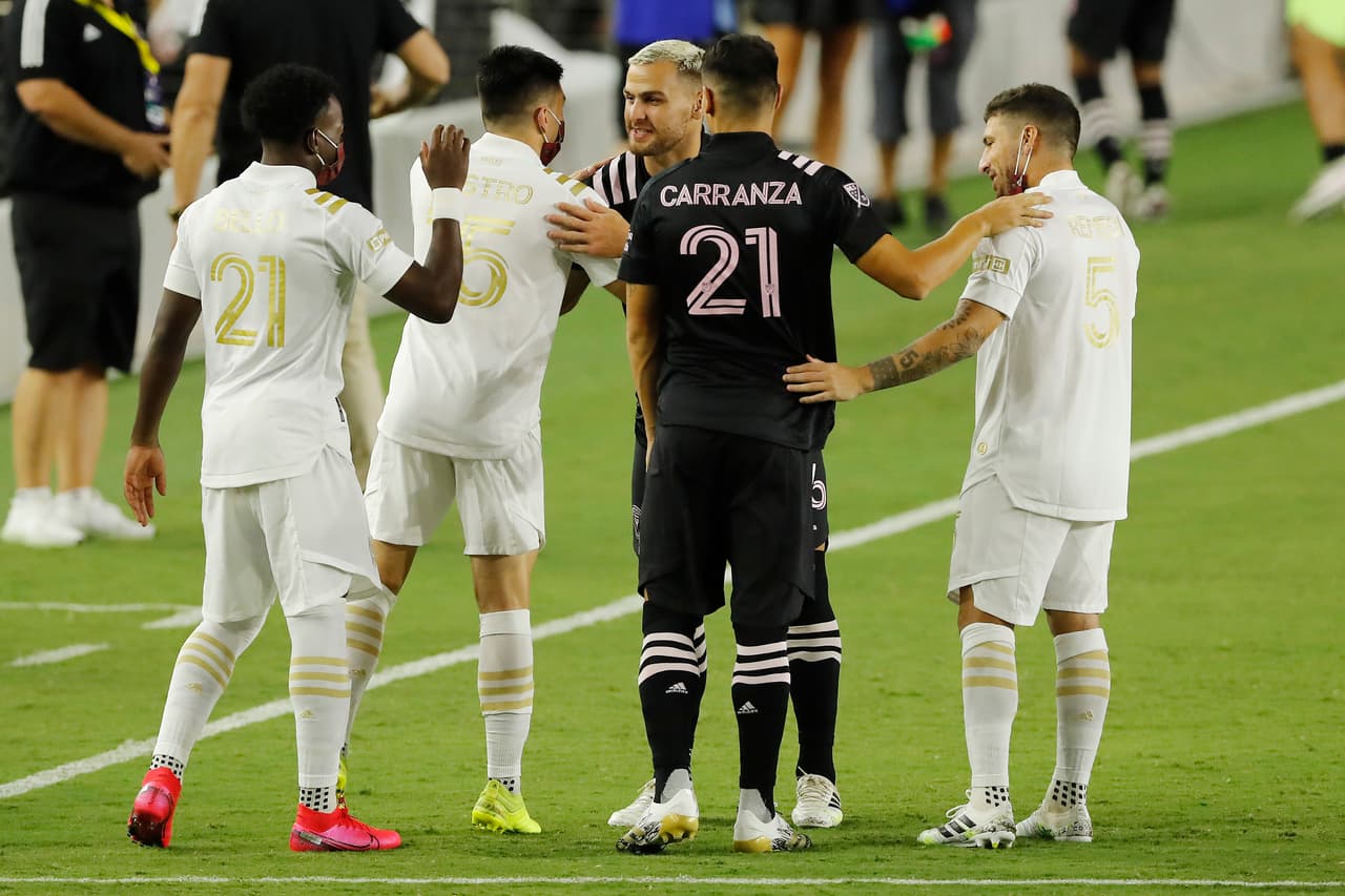 El partido programado para el enfrentamiento entre el Inter Miami y el Atlanta United fue suspendido minutos después que los jugadores salieron a la cancha en el estadio de Fort Lauderdale.
