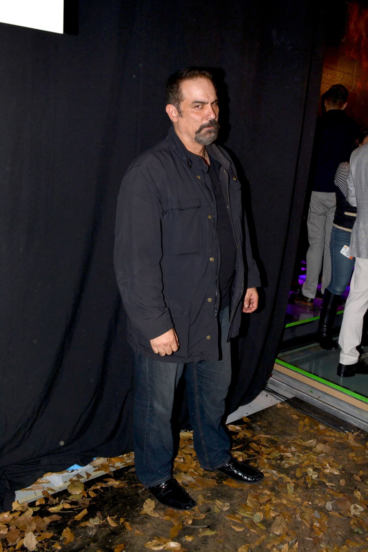 Después de haber participado en "La sombra del pasado", Marco Uriel regresa a la pantalla chica en este proyecto.