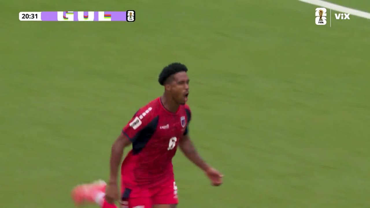 ¡Golazo de Cabo Verde! Error en la barrera de Uruguay y el balón termina en el fondo de la red