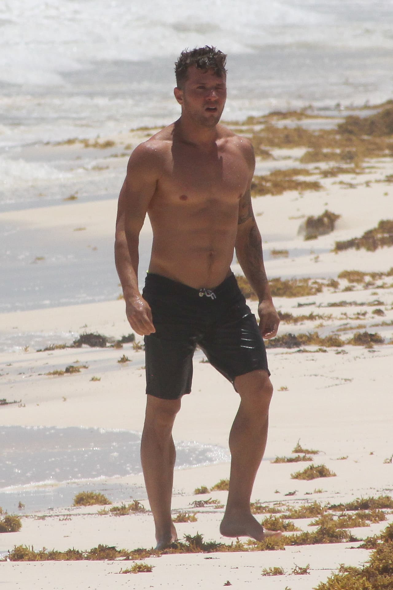 Ryan Phillippe en la playa
