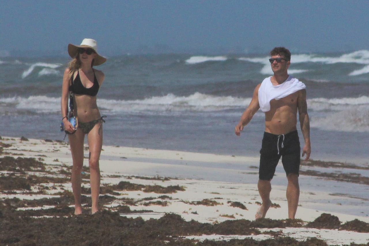 Ryan Phillippe en la playa