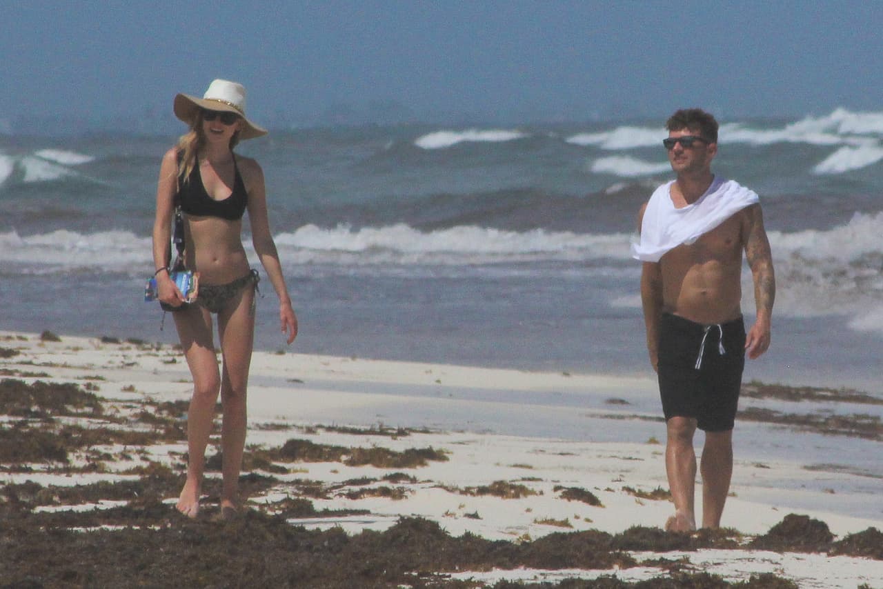 Ryan Phillippe en la playa