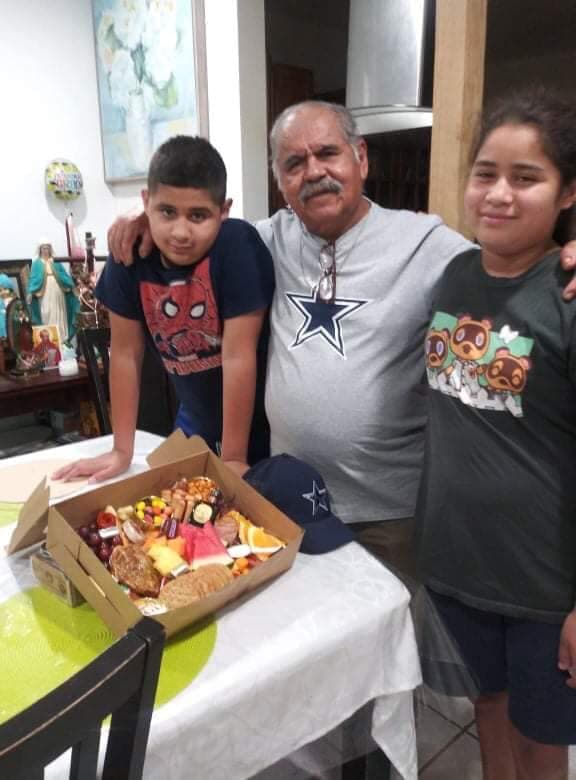 La familia de Araceli Moreno de Meza en este Día del Padre.
<br>