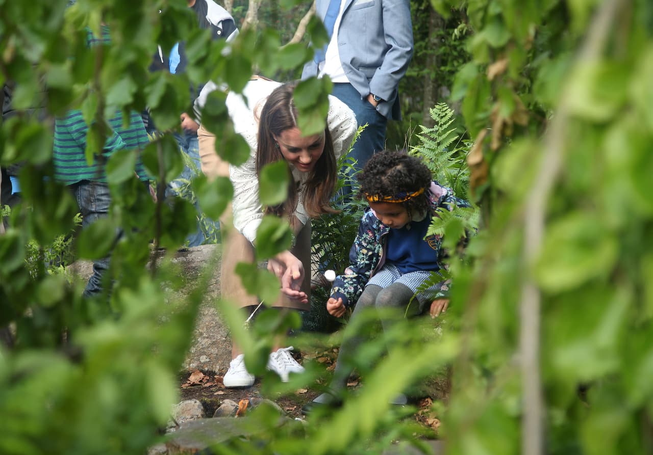 Dentro del show infantil, Kate lideró a un grupo de niños que disfrutaron de diversas tareas que tenían que ver con la naturaleza: "Hicieron un trabajo increíble encontrando todo, lo hicieron rápido", le dijo a su equipo felicitándolos.
<br>