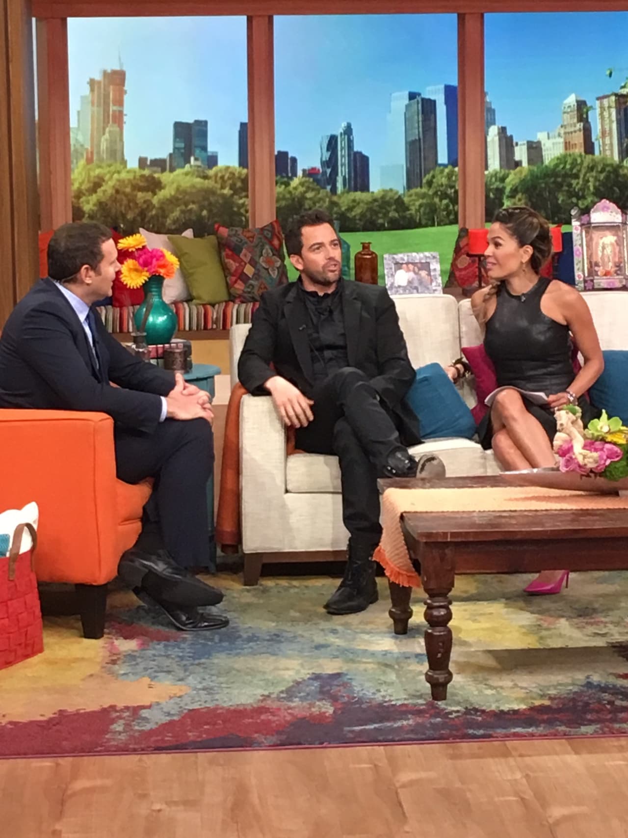 Mane hará pareja en esta historia con Renata Notni.