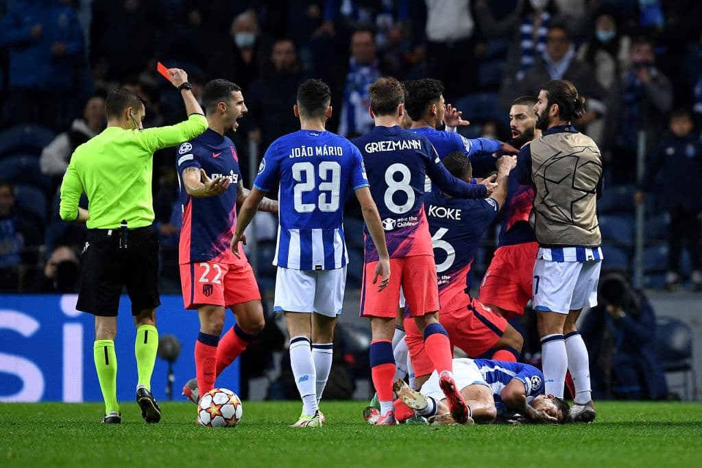 Porto cayó en casa 3-1 frente al Atlético de Madrid, Borussia Dortmundo no se tocó el corazón y goleo 5-0 al Besiktas y el Sheriff consigue el empate 1-1 frente al Shakhtar.