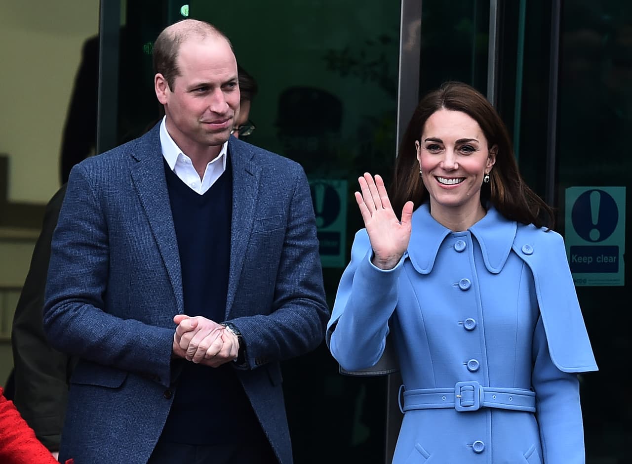 "
<a href="https://people.com/royals/meghan-markle-prince-harry-trading-christmas-presents-with-kate-middleton-prince-william/" target="_blank">Es tan difícil</a>. Todavía estamos tratando de hacer planes, es difícil saber qué es lo mejor", dijo el príncipe William en una videoconferencia, reportó People.
<br>