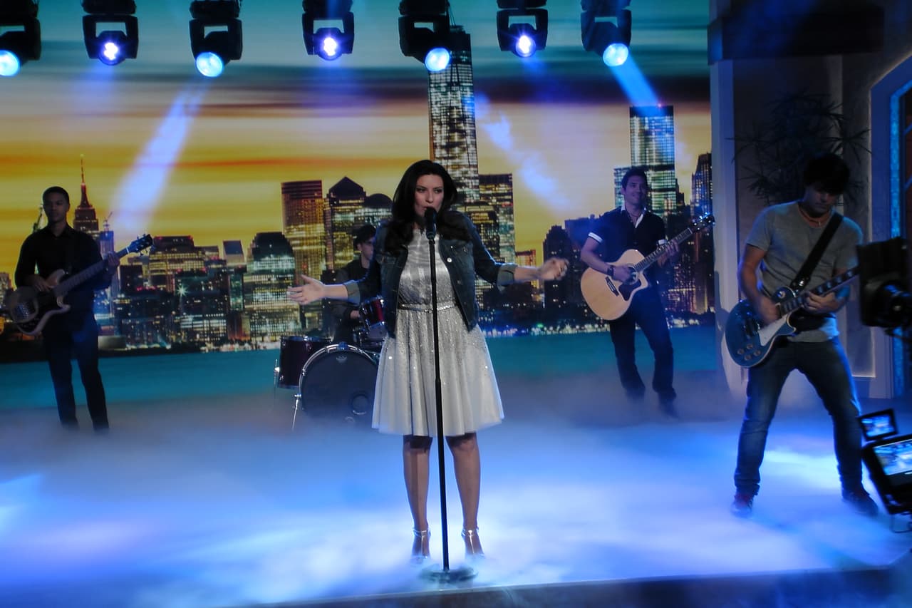 Nos presentó uno de sus más grandes éxitos.