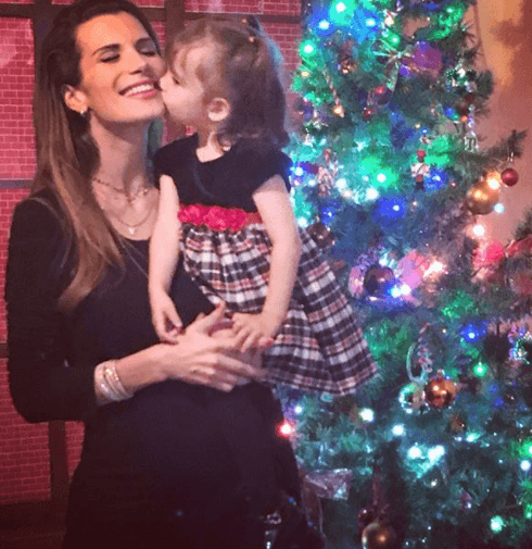 A sus 8 meses de embarazo, Cristy contó lo cansado que es llevar un embarazo y atender a su hija de 2 años y medio.