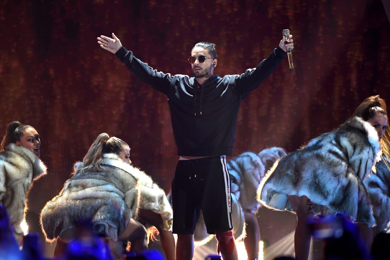 Censuran 'Felices los 4' de Maluma en Cuba porque "incita al sexo en grupo" 