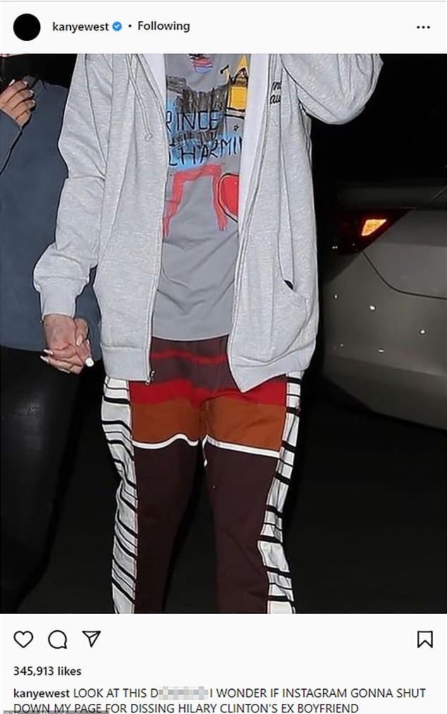 Pero en otra publicación, lo insultó con esta foto y mensaje: "
<b>Mira a este cab…</b> Me pregunto si Instagram va a cerrar mi página por insultar al ex novio de (Hillary) Clinton".
<br>